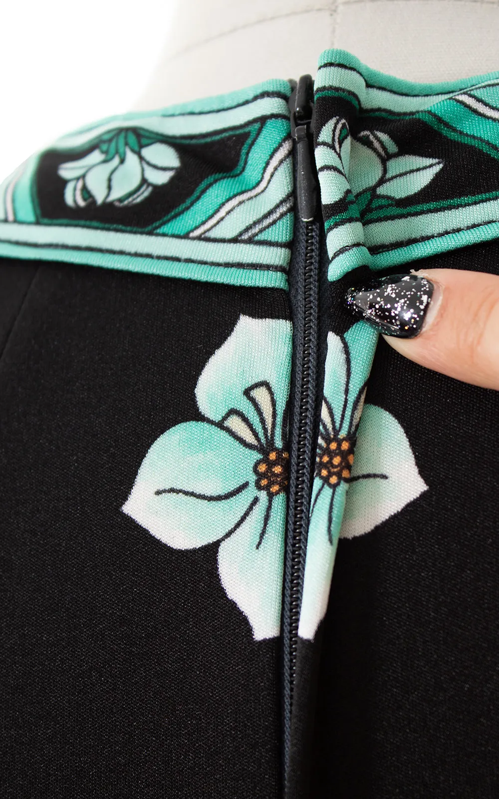 1970s Floral Jersey Maxi Dress | small/medium