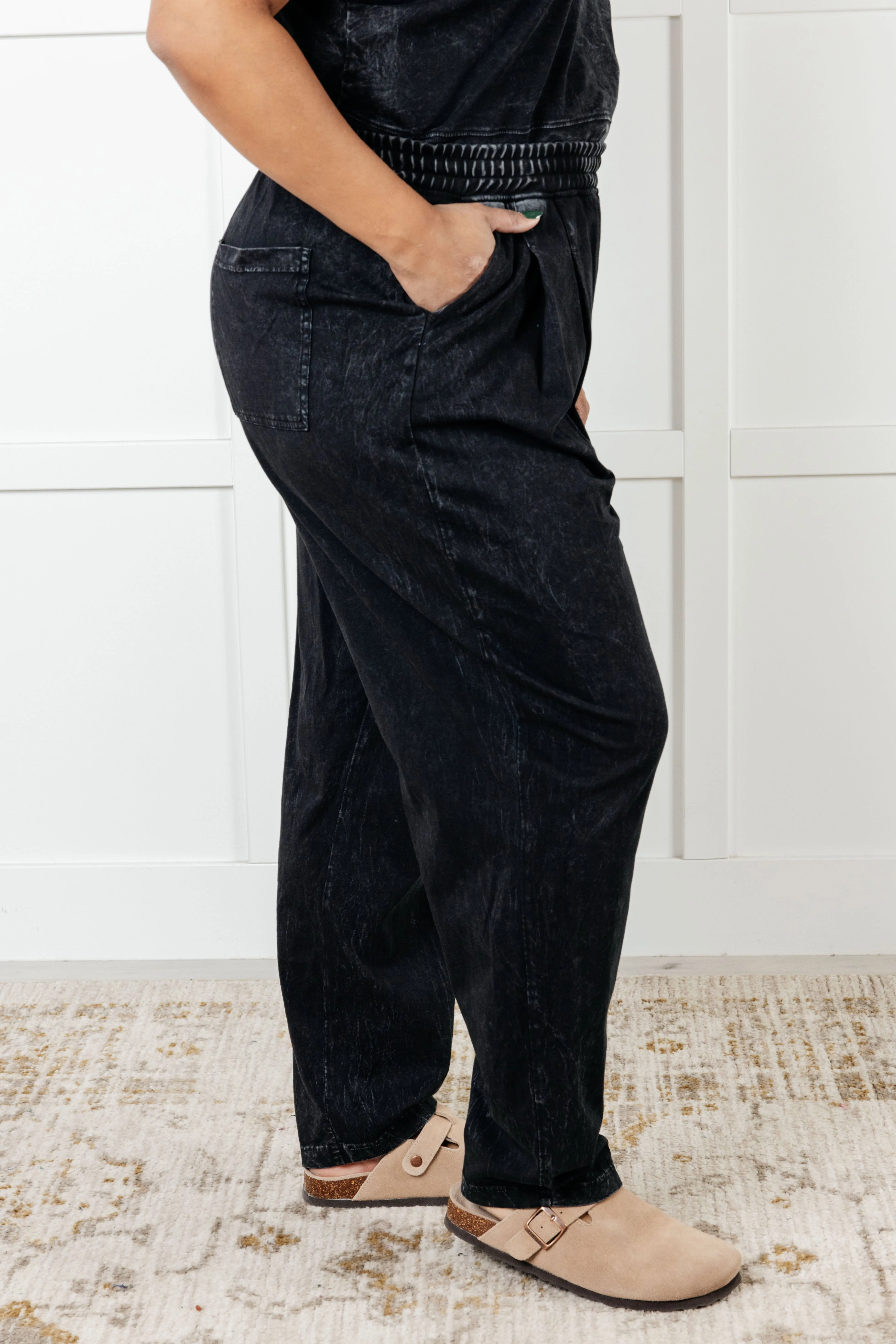 ONLINE EXCLUSIVE Limber Up Straight Leg Sweats in Black