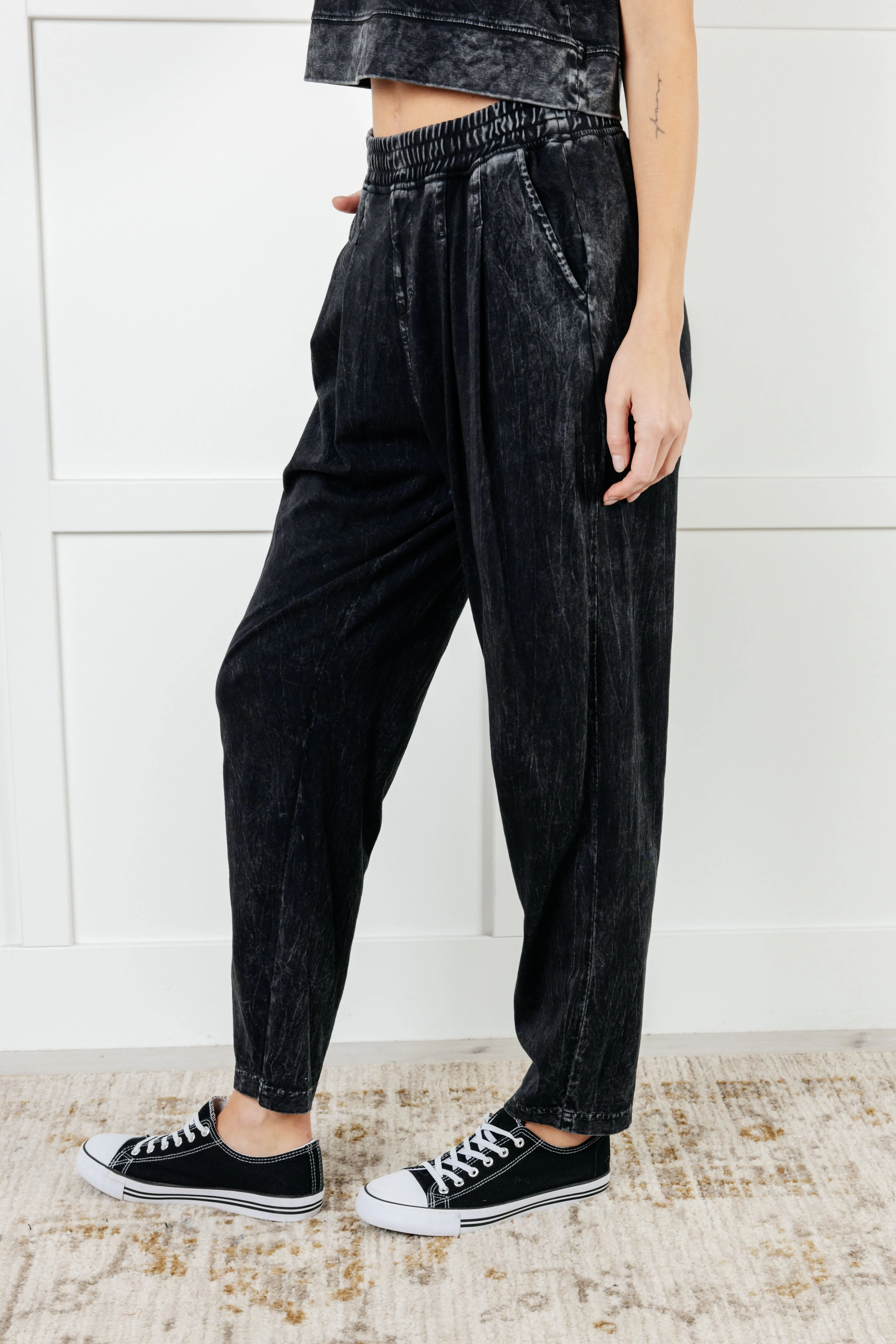 ONLINE EXCLUSIVE Limber Up Straight Leg Sweats in Black